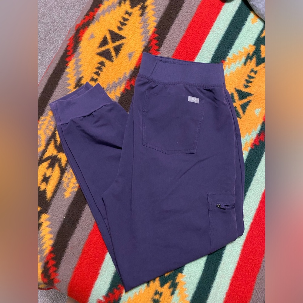 FIGS Jogger Scrubs
